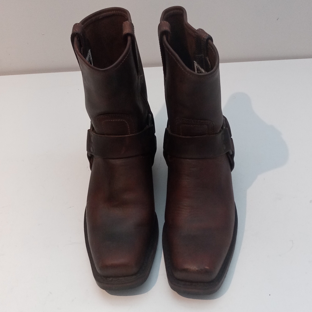 Motorcycle boots
